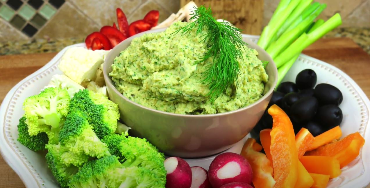 Minute Ranch Hummus: Easy, Healthy & Protein-Packed Dip